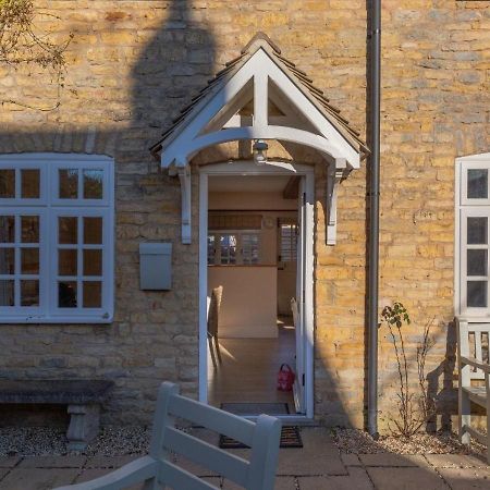 Jasmine Cottage - 2 Bedroom In Heart Of Bourton! 외부 사진