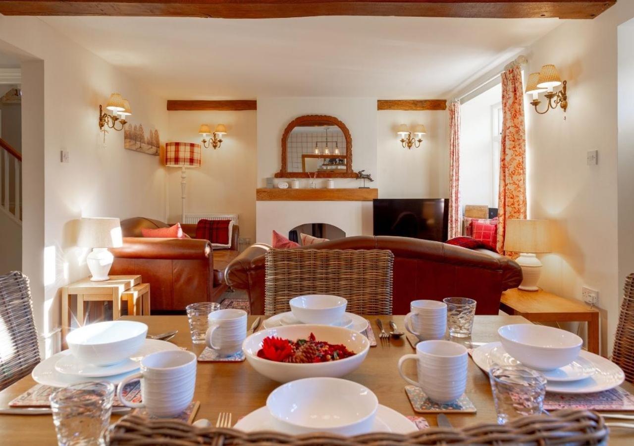 Jasmine Cottage - 2 Bedroom In Heart Of Bourton! 외부 사진