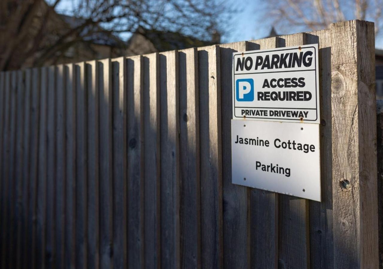 Jasmine Cottage - 2 Bedroom In Heart Of Bourton! 외부 사진